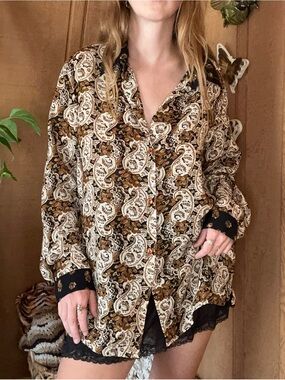 Vintage 80s/90s Jordan Paisley Floral Button Up Blouse | Large